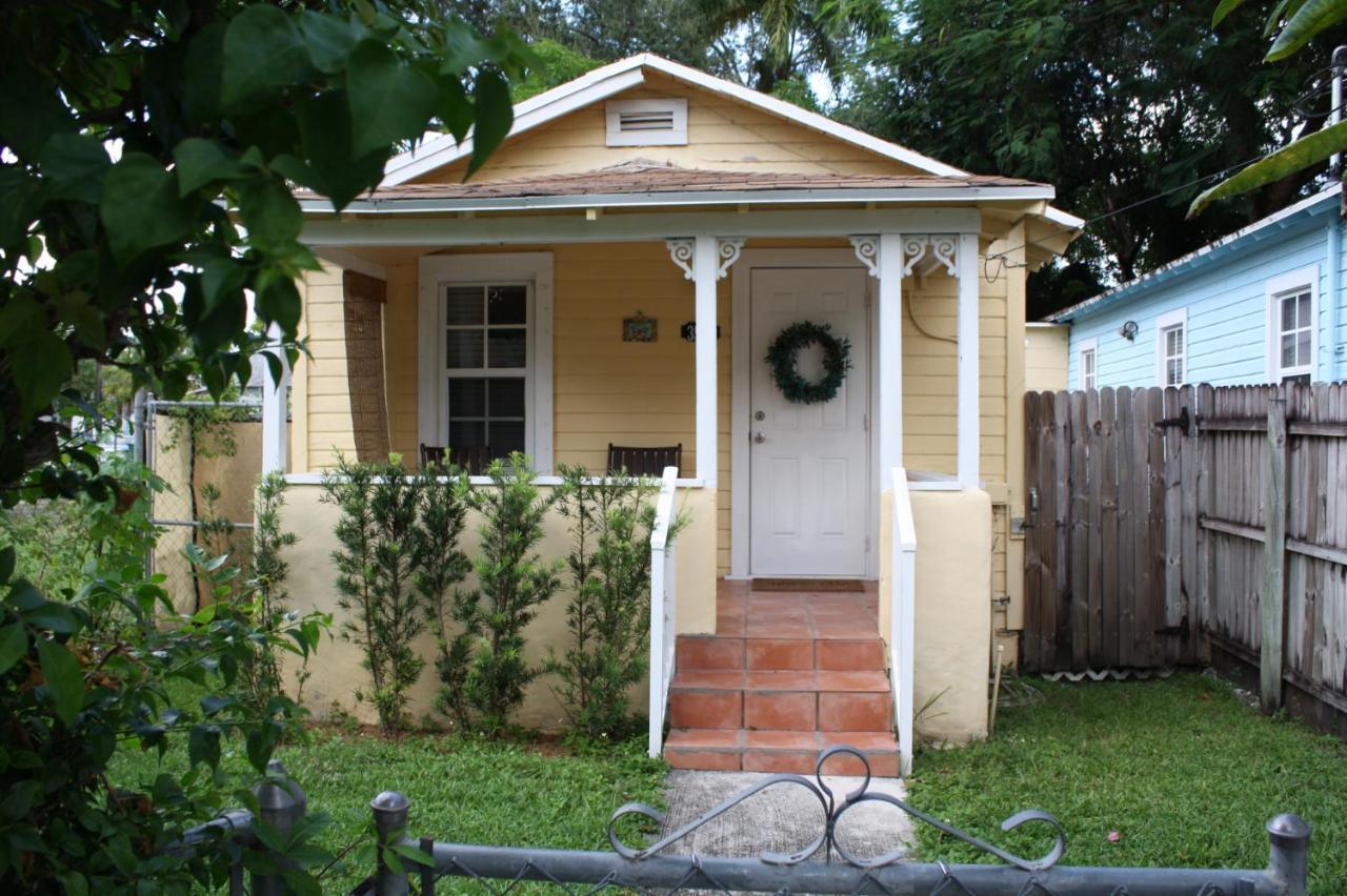 Key West Style Historic Home In Coconut Grove Florida The Yellow House Miami Luaran gambar